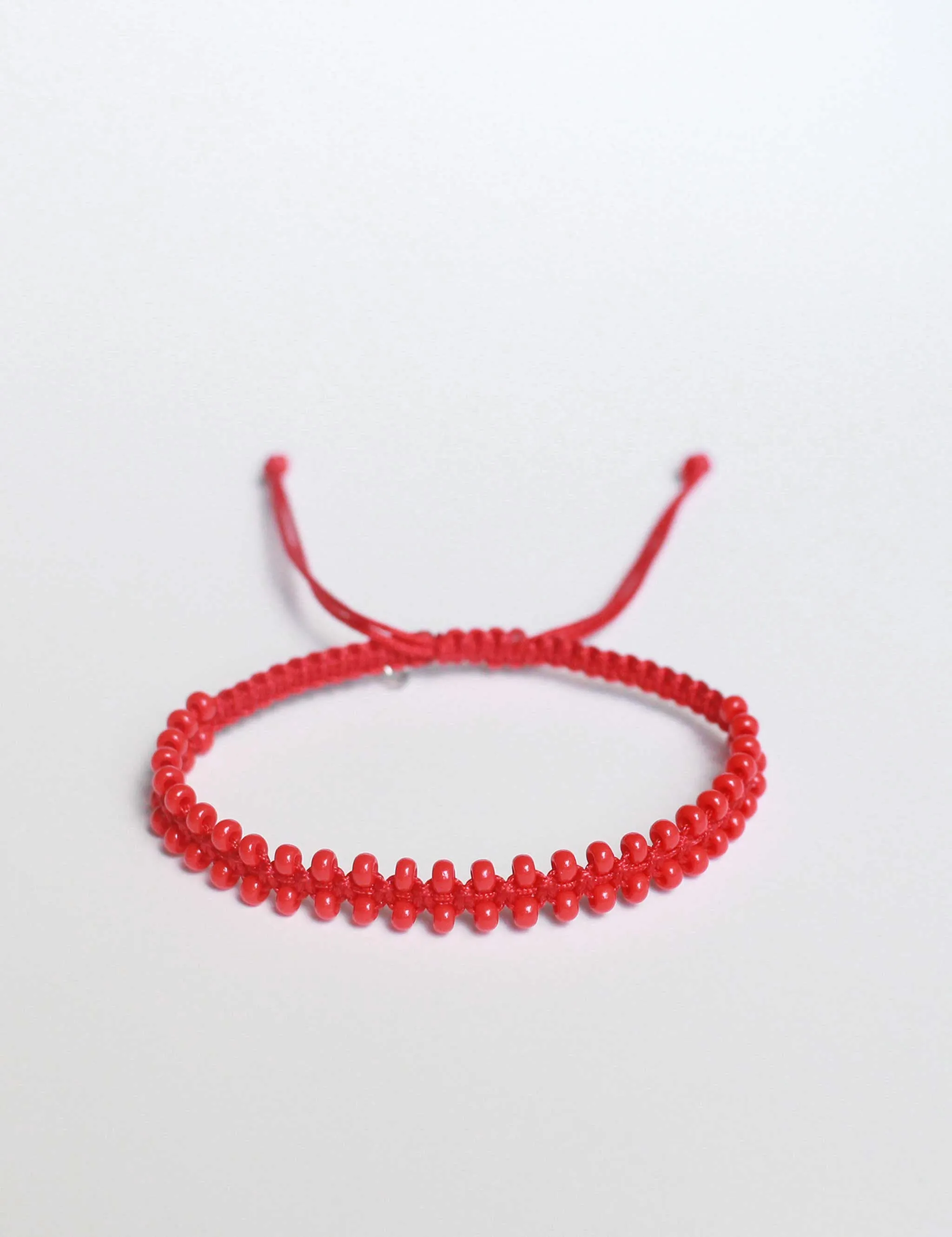 Ally Seed Bead in Red