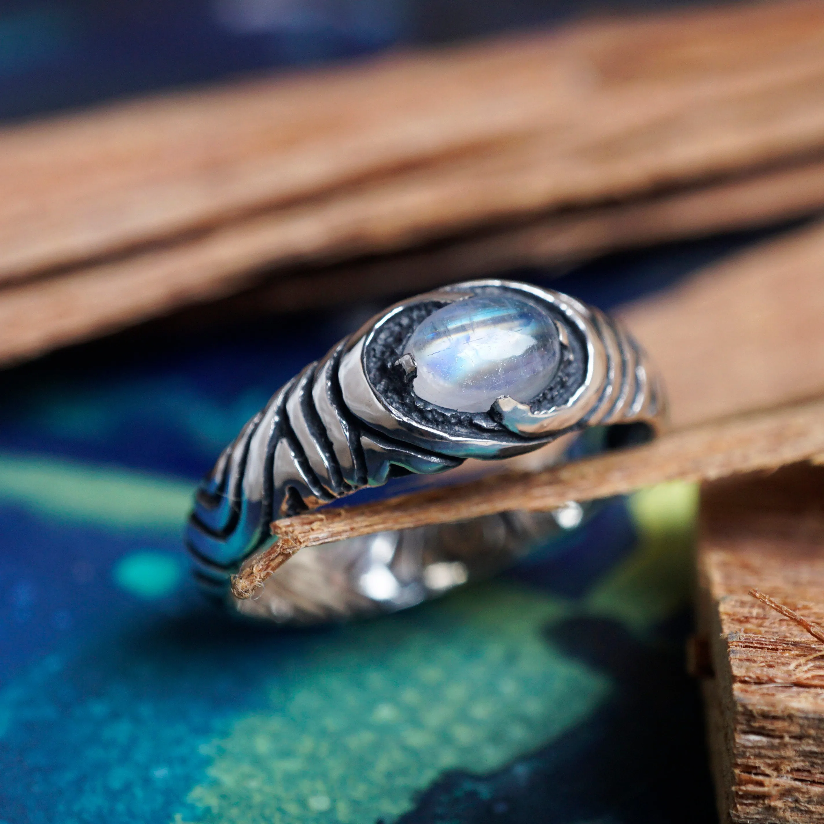 TORNADO | silver Moonstone ring