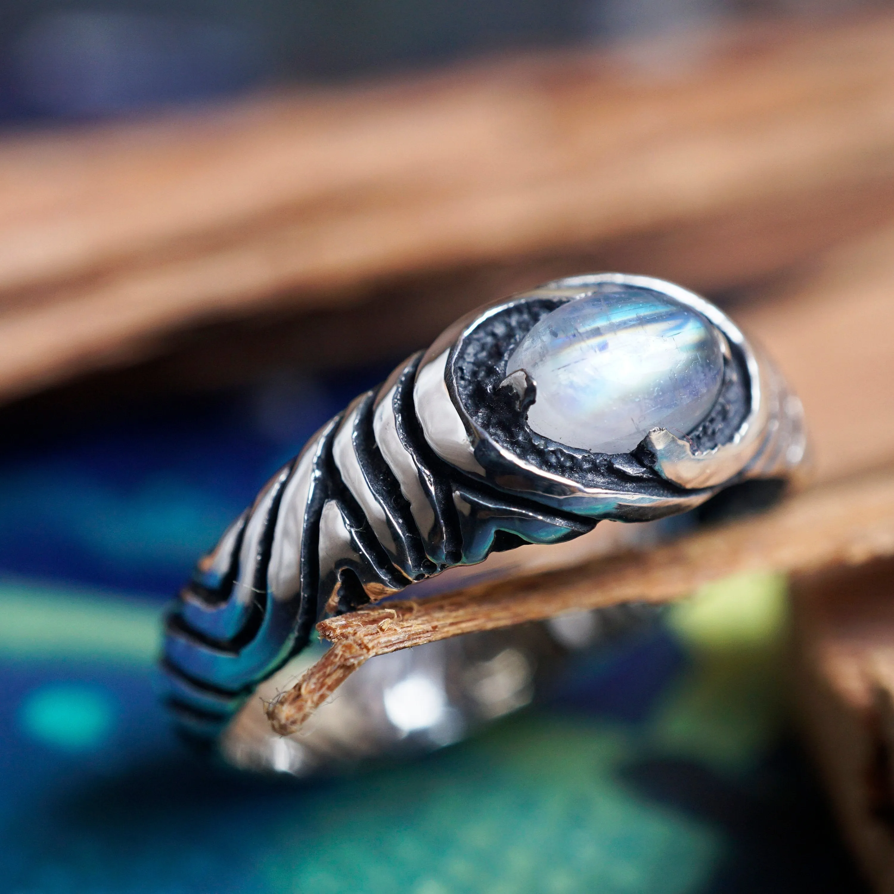 TORNADO | silver Moonstone ring