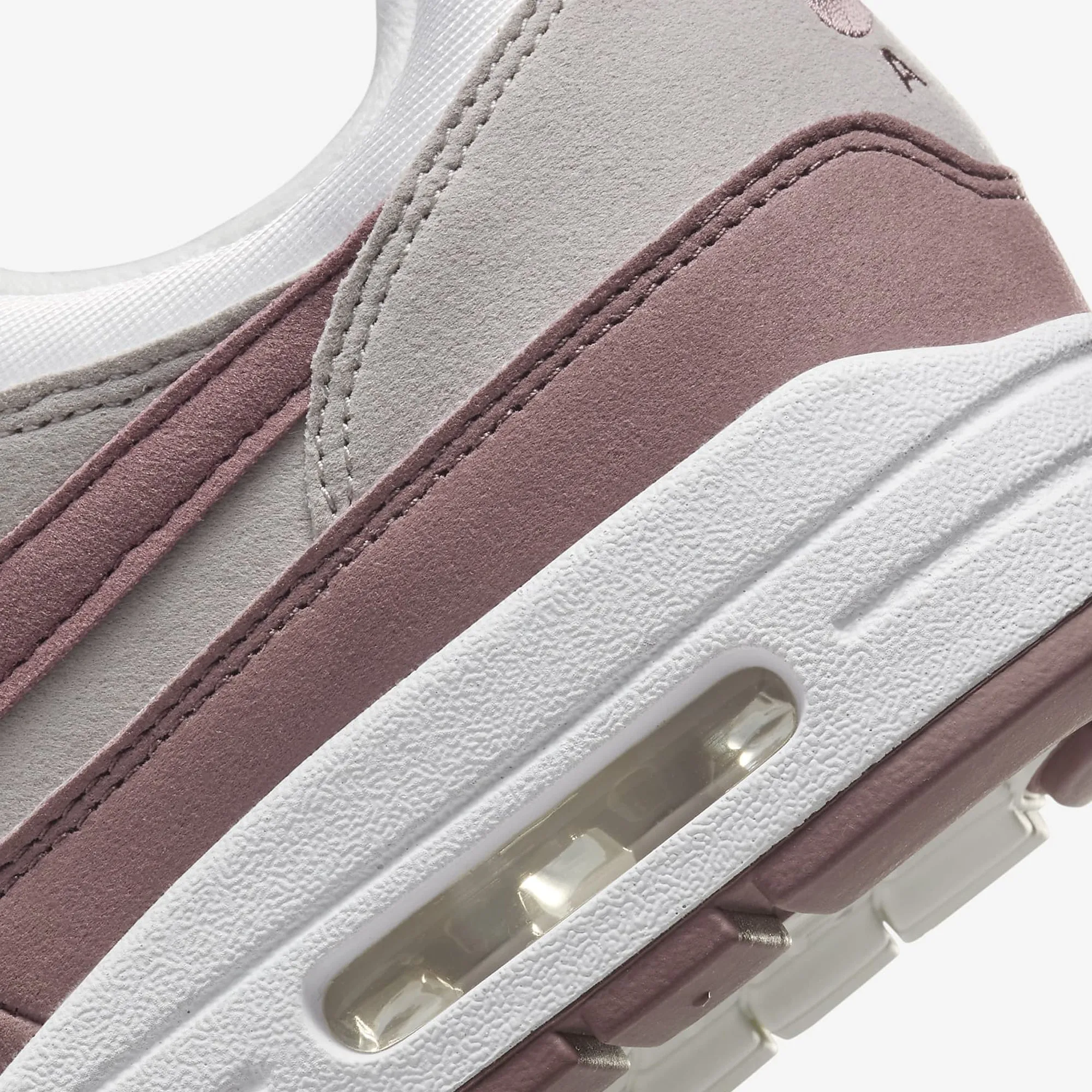 WMN'S AIR MAX 1 'SUMMIT WHITE/SMOKEY MAUVE-LT IRON ORE'